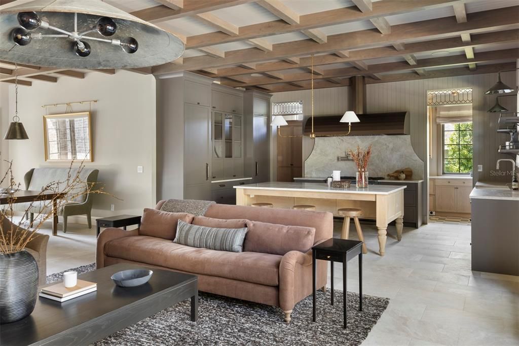 En Venta: $4,250,000 (4 camas, 5 baños, 3720 Pies cuadrados)