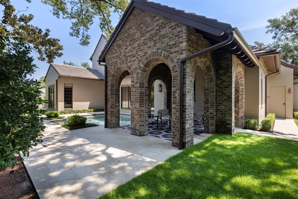 En Venta: $4,250,000 (4 camas, 5 baños, 3720 Pies cuadrados)