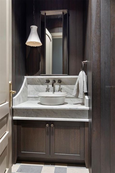 En Venta: $4,250,000 (4 camas, 5 baños, 3720 Pies cuadrados)