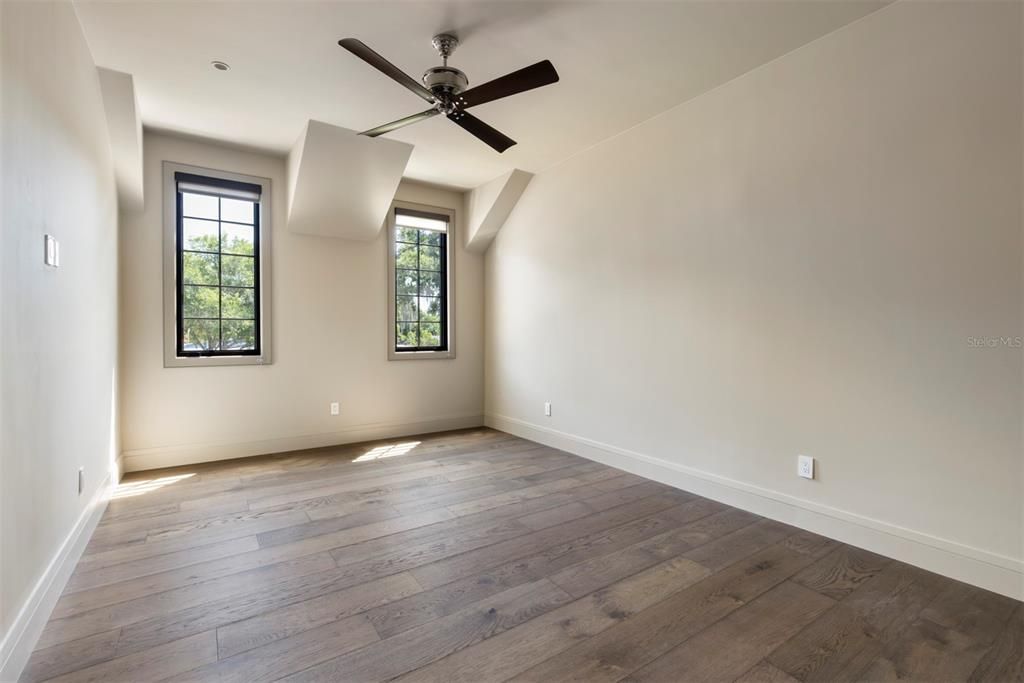 En Venta: $4,250,000 (4 camas, 5 baños, 3720 Pies cuadrados)