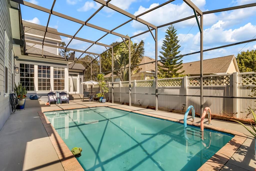 For Sale: $584,995 (4 beds, 2 baths, 2544 Square Feet)