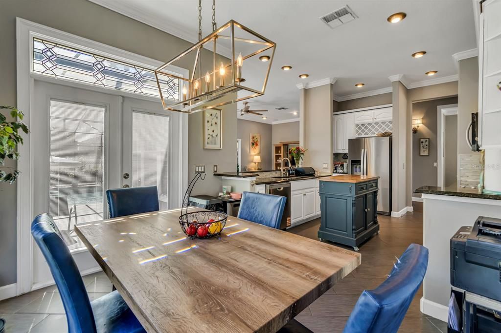 For Sale: $584,995 (4 beds, 2 baths, 2544 Square Feet)