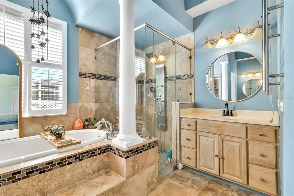 For Sale: $584,995 (4 beds, 2 baths, 2544 Square Feet)