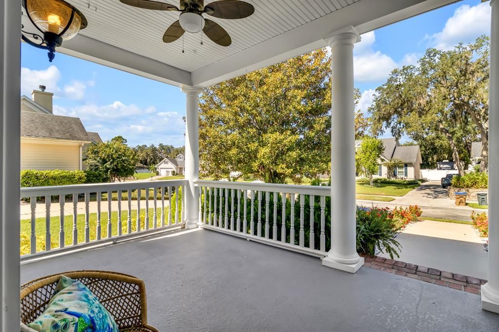 For Sale: $584,995 (4 beds, 2 baths, 2544 Square Feet)