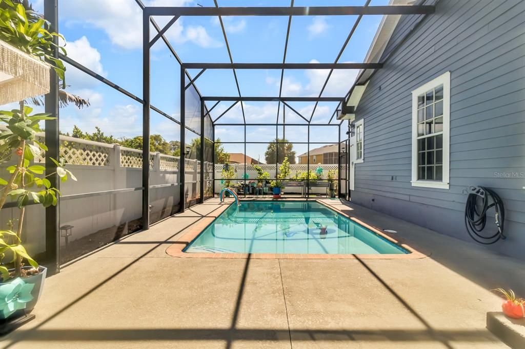 For Sale: $584,995 (4 beds, 2 baths, 2544 Square Feet)