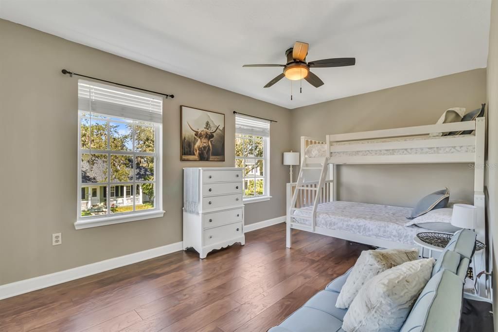 For Sale: $584,995 (4 beds, 2 baths, 2544 Square Feet)