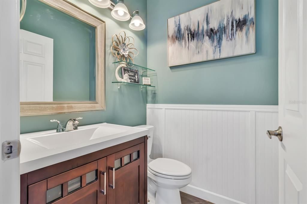 For Sale: $584,995 (4 beds, 2 baths, 2544 Square Feet)