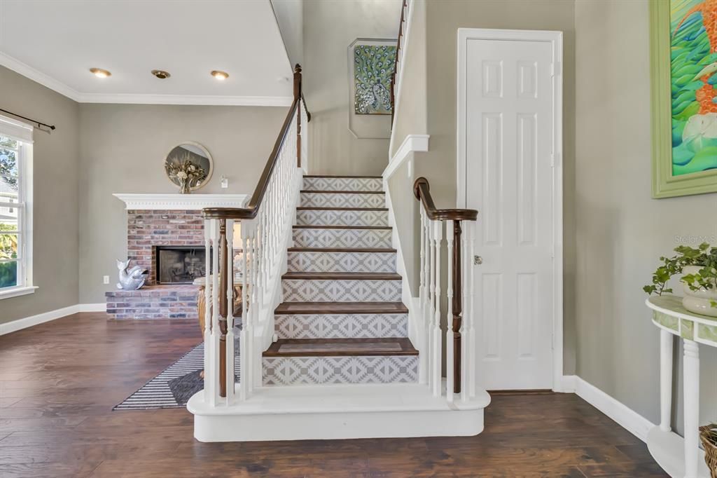 For Sale: $584,995 (4 beds, 2 baths, 2544 Square Feet)