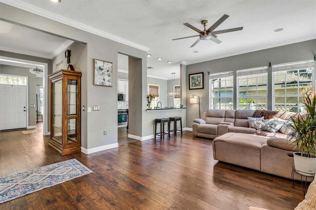 For Sale: $584,995 (4 beds, 2 baths, 2544 Square Feet)