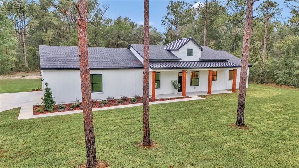 Active With Contract: $510,000 (3 beds, 2 baths, 1834 Square Feet)