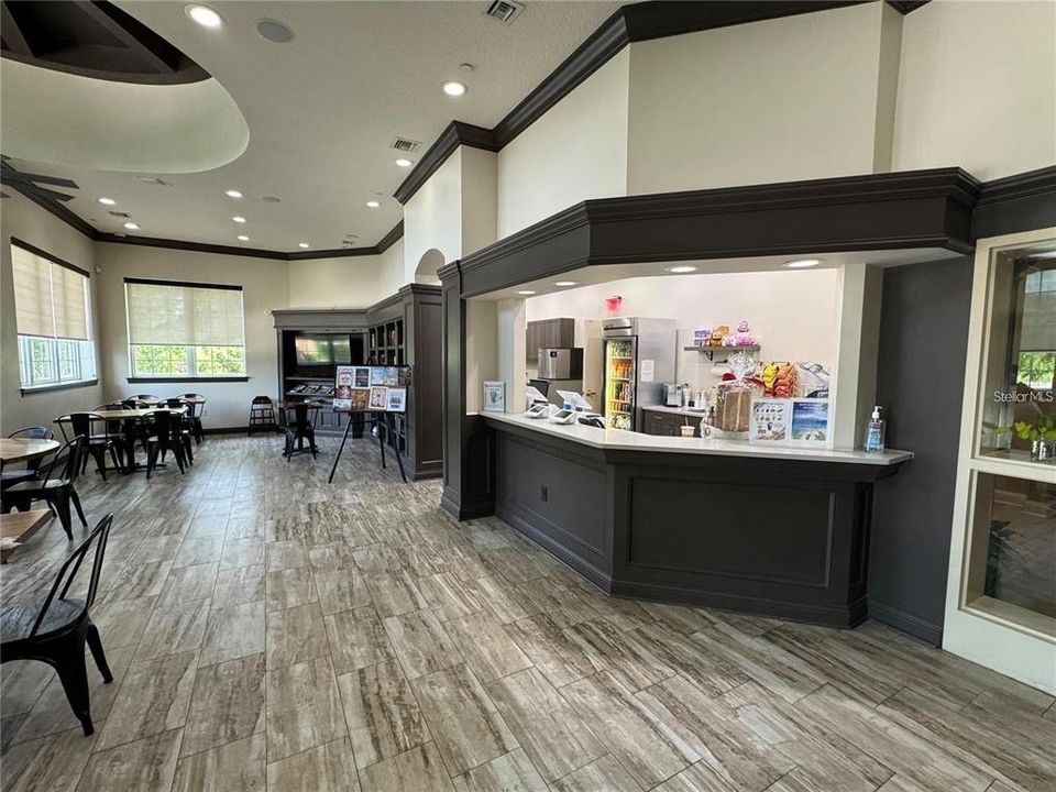 出租: $3,000 (4 贝兹, 4 浴室, 3331 平方英尺)