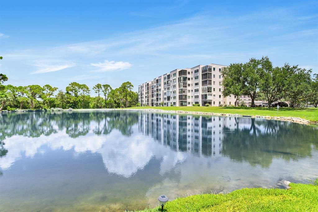 待售: $348,800 (2 贝兹, 2 浴室, 1765 平方英尺)