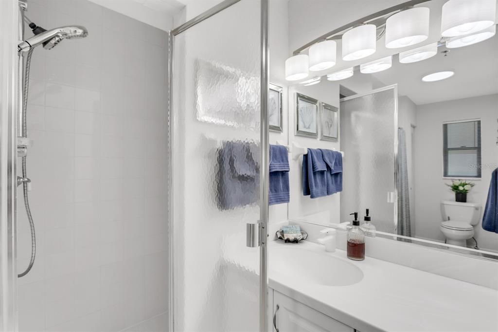 待售: $348,800 (2 贝兹, 2 浴室, 1765 平方英尺)