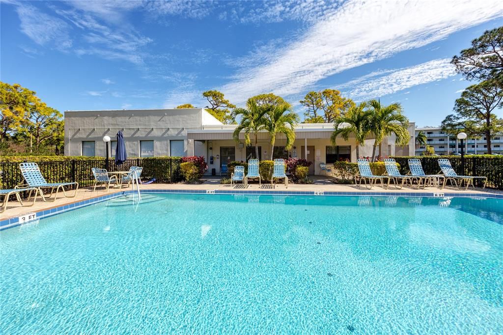 待售: $348,800 (2 贝兹, 2 浴室, 1765 平方英尺)