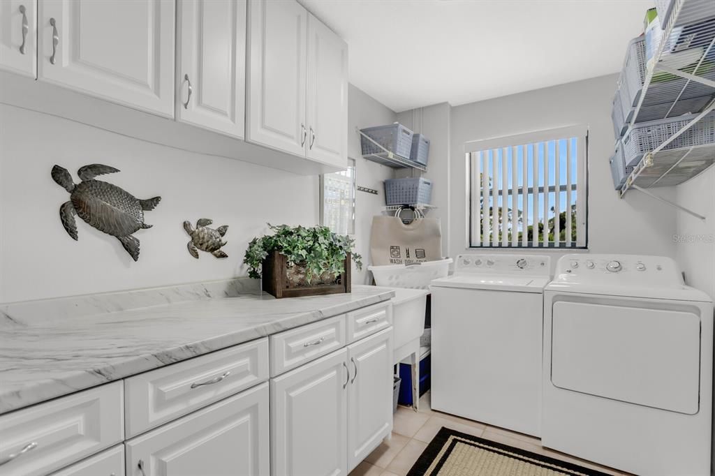 待售: $348,800 (2 贝兹, 2 浴室, 1765 平方英尺)