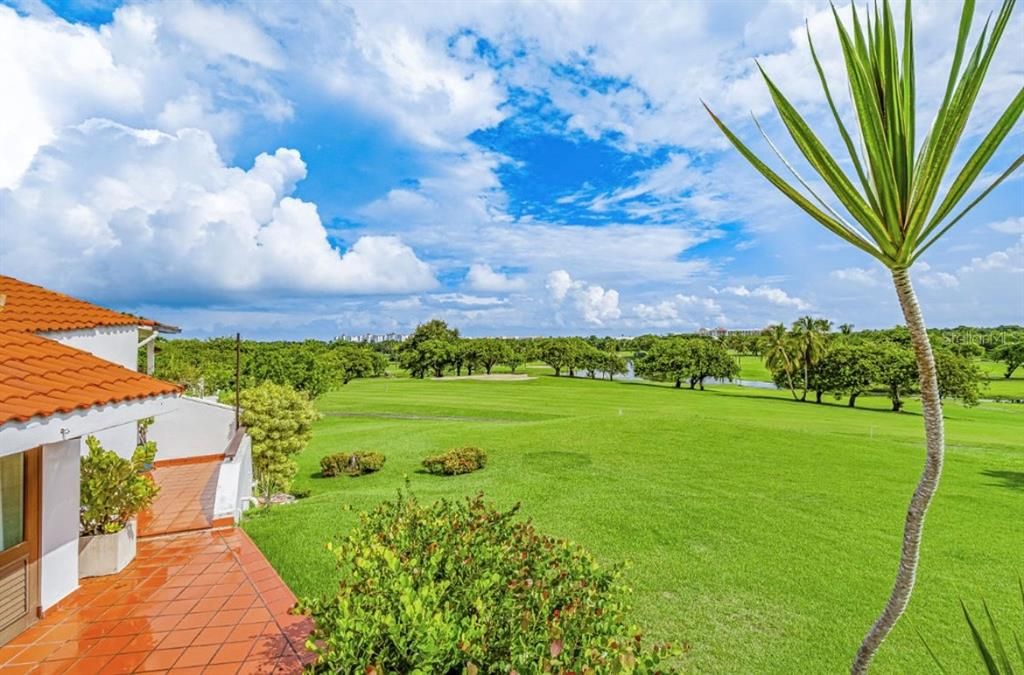 For Rent: $3,500 (2 beds, 2 baths, 1010 Square Feet)