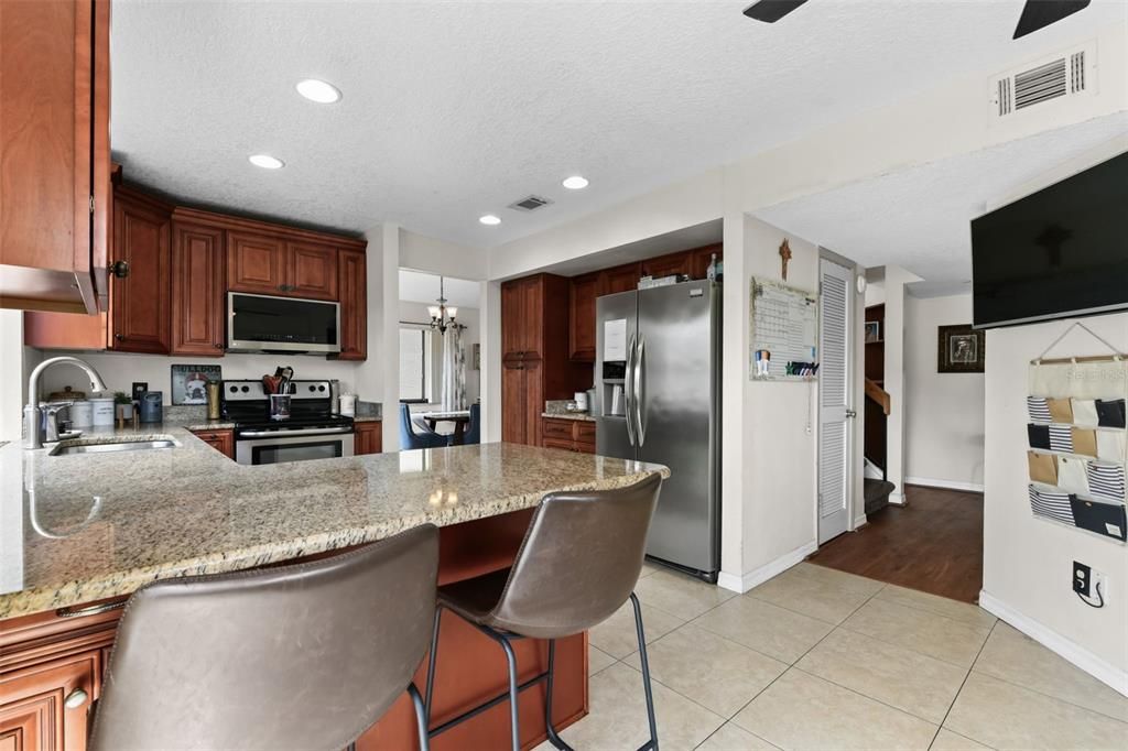 For Sale: $405,000 (3 beds, 2 baths, 2140 Square Feet)