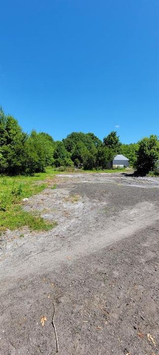 На продажу: $300,000 (2.54 acres)