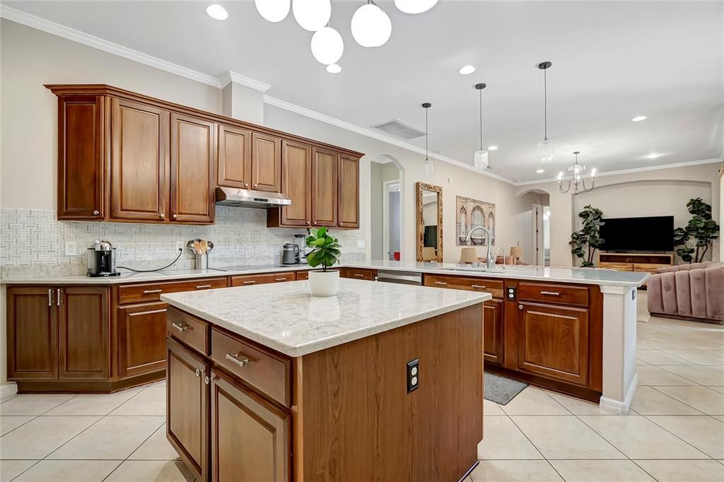 待售: $900,000 (4 贝兹, 3 浴室, 3122 平方英尺)