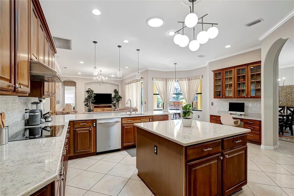 待售: $900,000 (4 贝兹, 3 浴室, 3122 平方英尺)