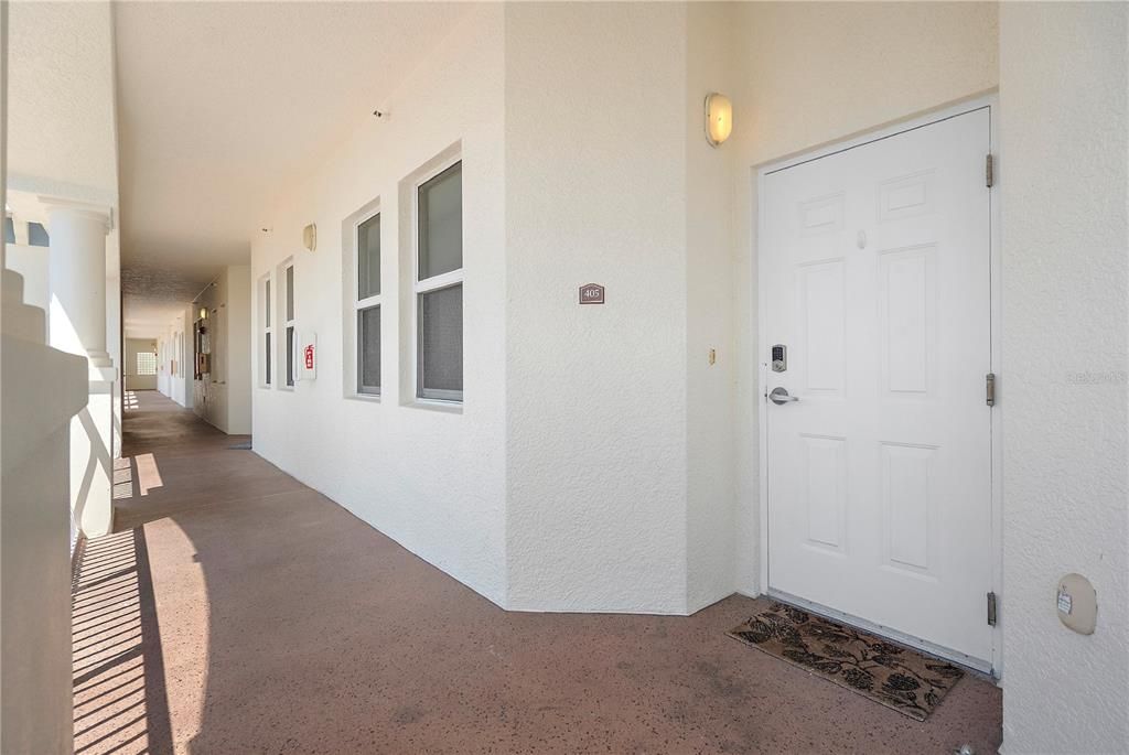 For Sale: $848,500 (3 beds, 3 baths, 1995 Square Feet)