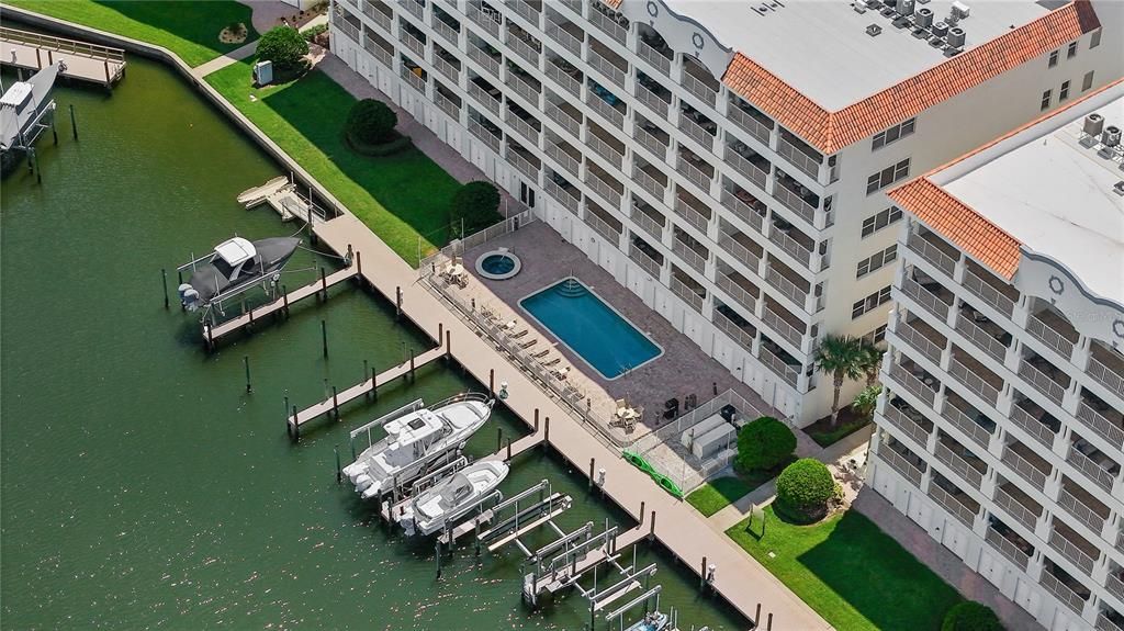 For Sale: $848,500 (3 beds, 3 baths, 1995 Square Feet)