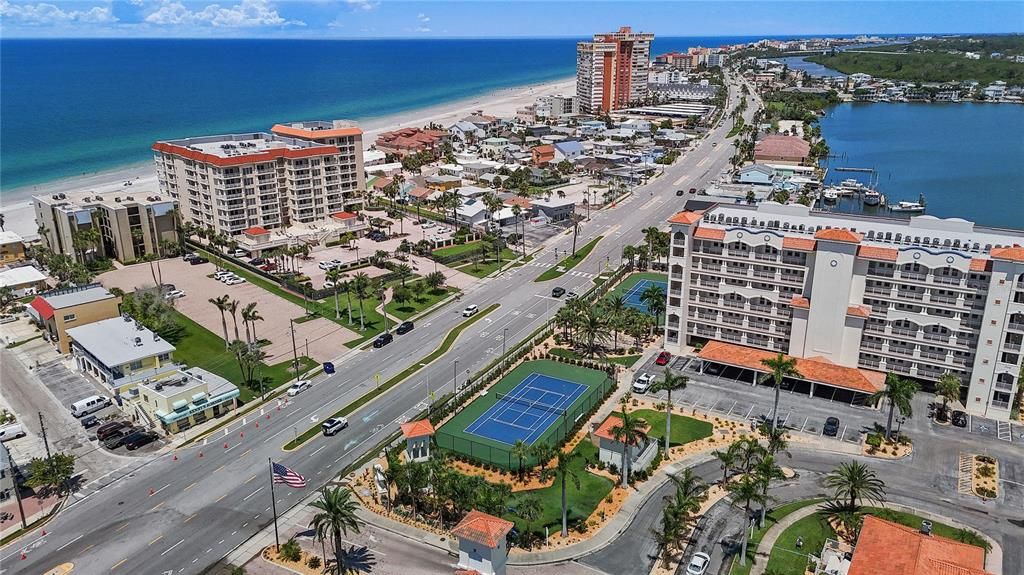 For Sale: $848,500 (3 beds, 3 baths, 1995 Square Feet)