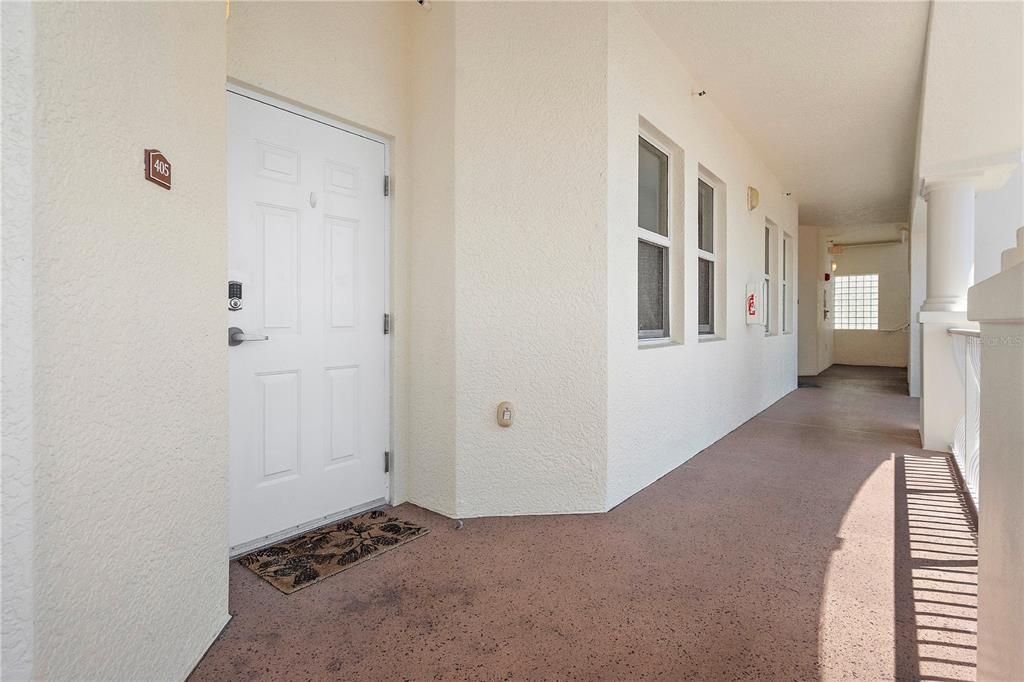 For Sale: $848,500 (3 beds, 3 baths, 1995 Square Feet)