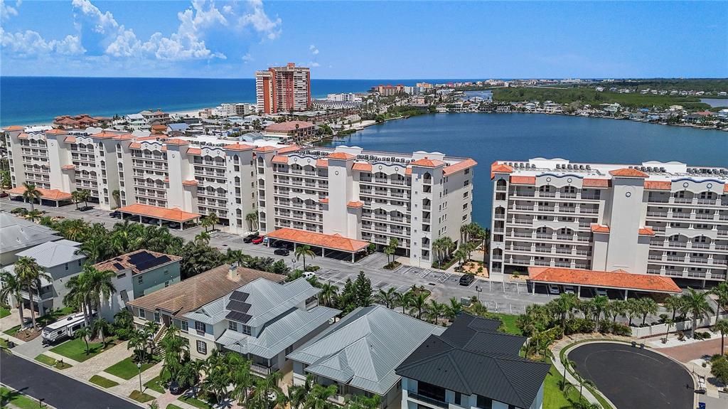 For Sale: $848,500 (3 beds, 3 baths, 1995 Square Feet)