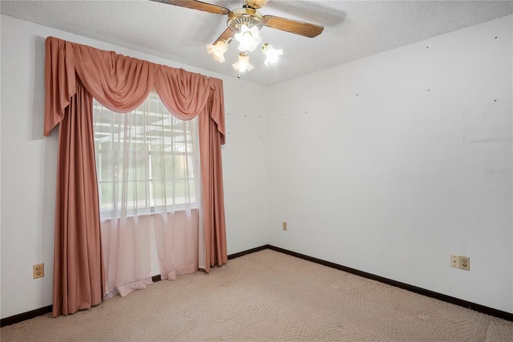 待售: $344,000 (3 贝兹, 2 浴室, 1369 平方英尺)