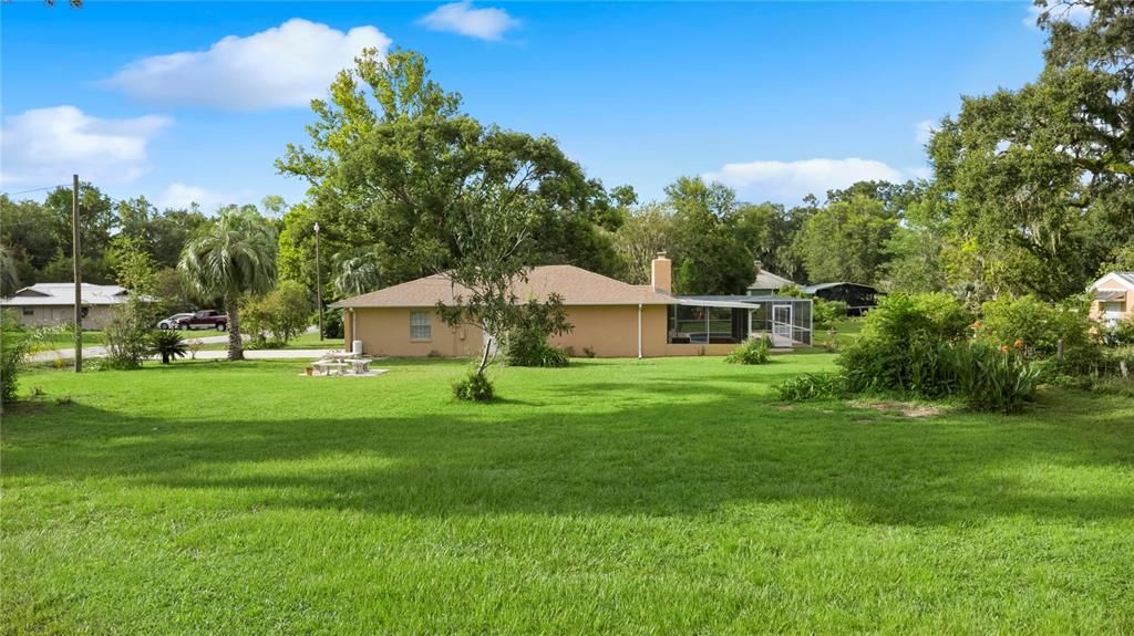 待售: $344,000 (3 贝兹, 2 浴室, 1369 平方英尺)