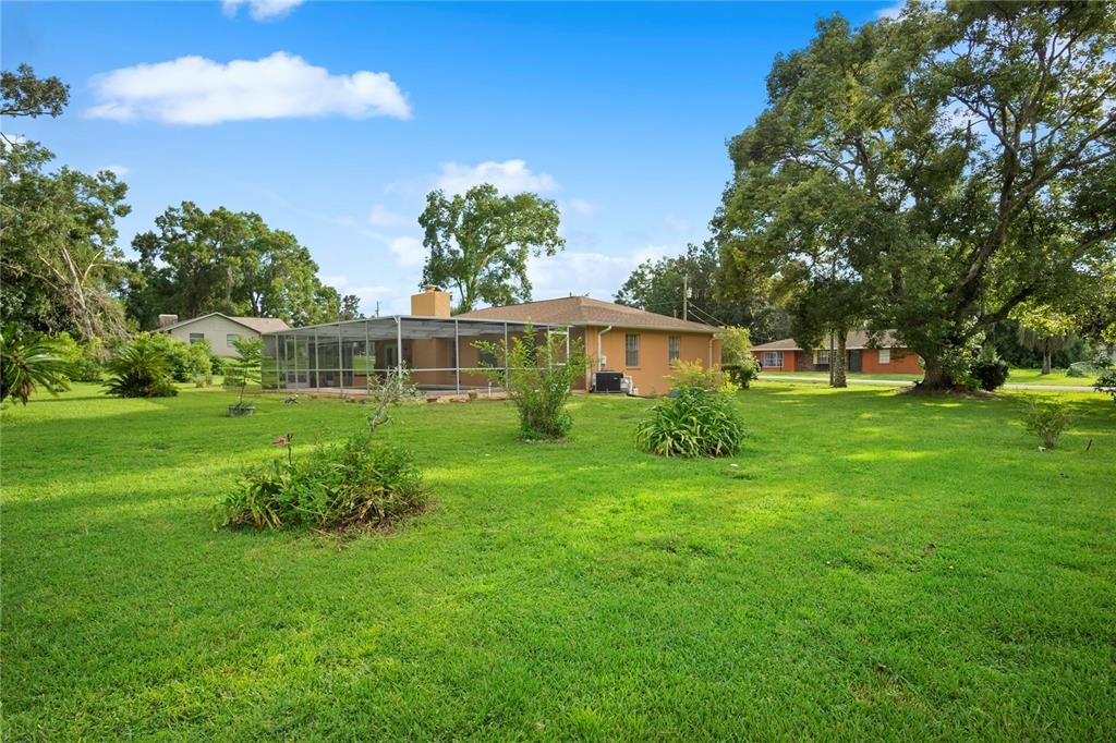 待售: $344,000 (3 贝兹, 2 浴室, 1369 平方英尺)