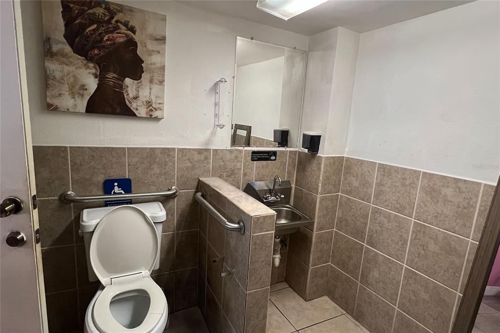 待售: $21,000 (0 贝兹, 0 浴室, 1200 平方英尺)