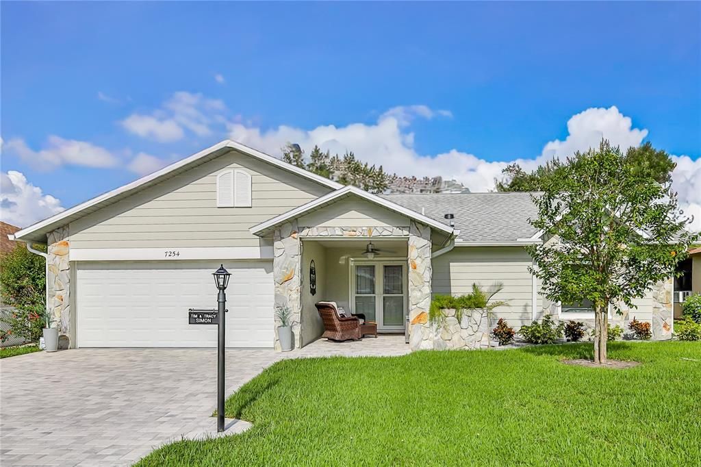 Recently Sold: $299,000 (2 beds, 2 baths, 1500 Square Feet)