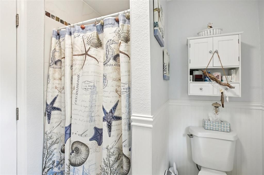 Под контрактом: $495,400 (2 спален, 1 ванн, 800 Квадратных фут)