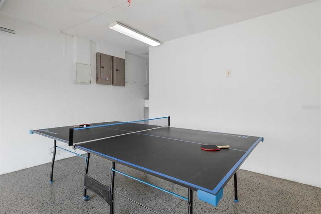 待售: $2,450,000 (4 贝兹, 3 浴室, 2113 平方英尺)