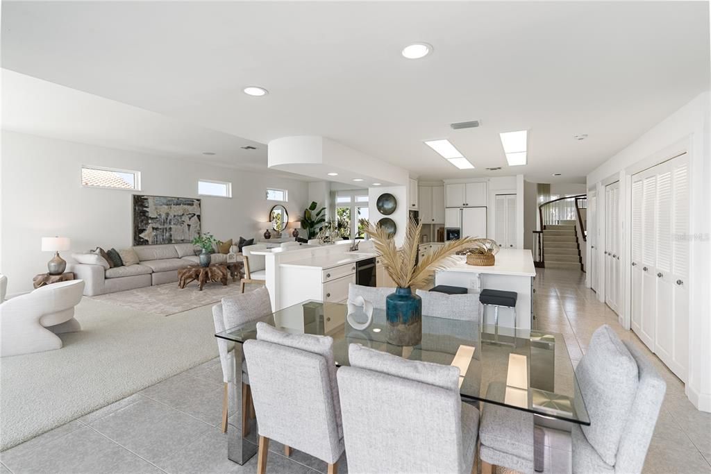 For Sale: $4,495,000 (4 beds, 3 baths, 4576 Square Feet)