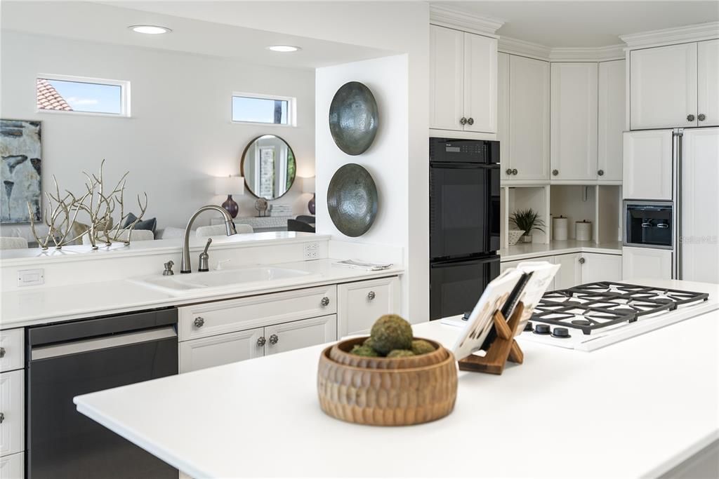 For Sale: $4,495,000 (4 beds, 3 baths, 4576 Square Feet)