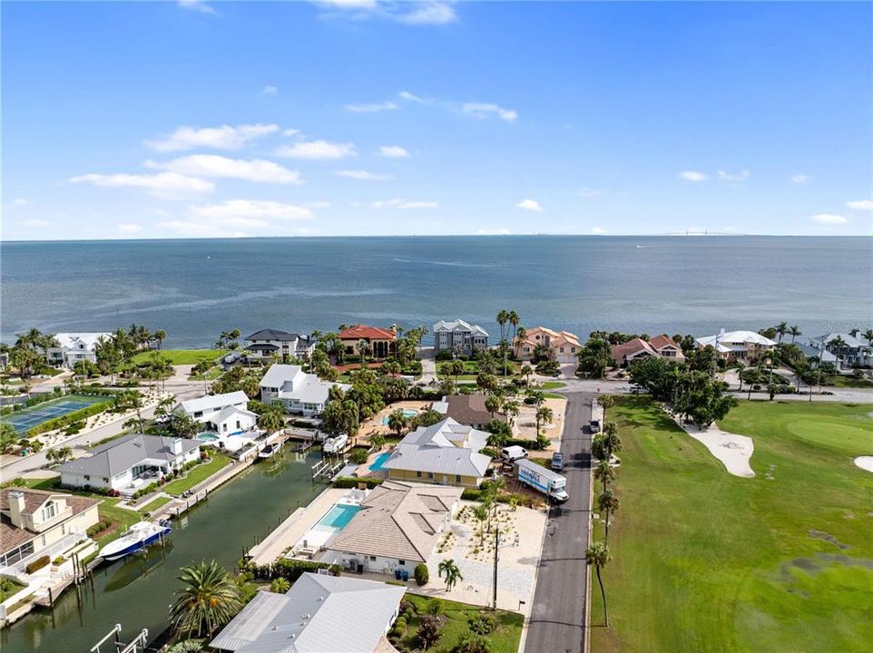 For Sale: $4,495,000 (4 beds, 3 baths, 4576 Square Feet)