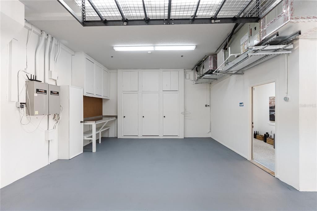 For Sale: $4,495,000 (4 beds, 3 baths, 4576 Square Feet)