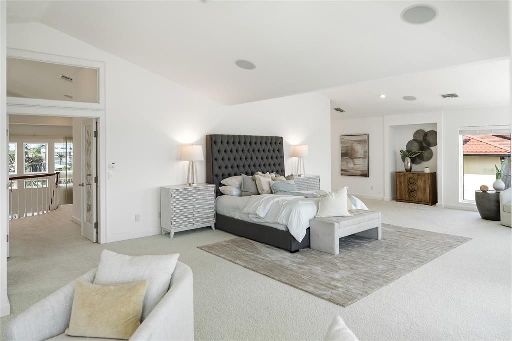 For Sale: $4,495,000 (4 beds, 3 baths, 4576 Square Feet)