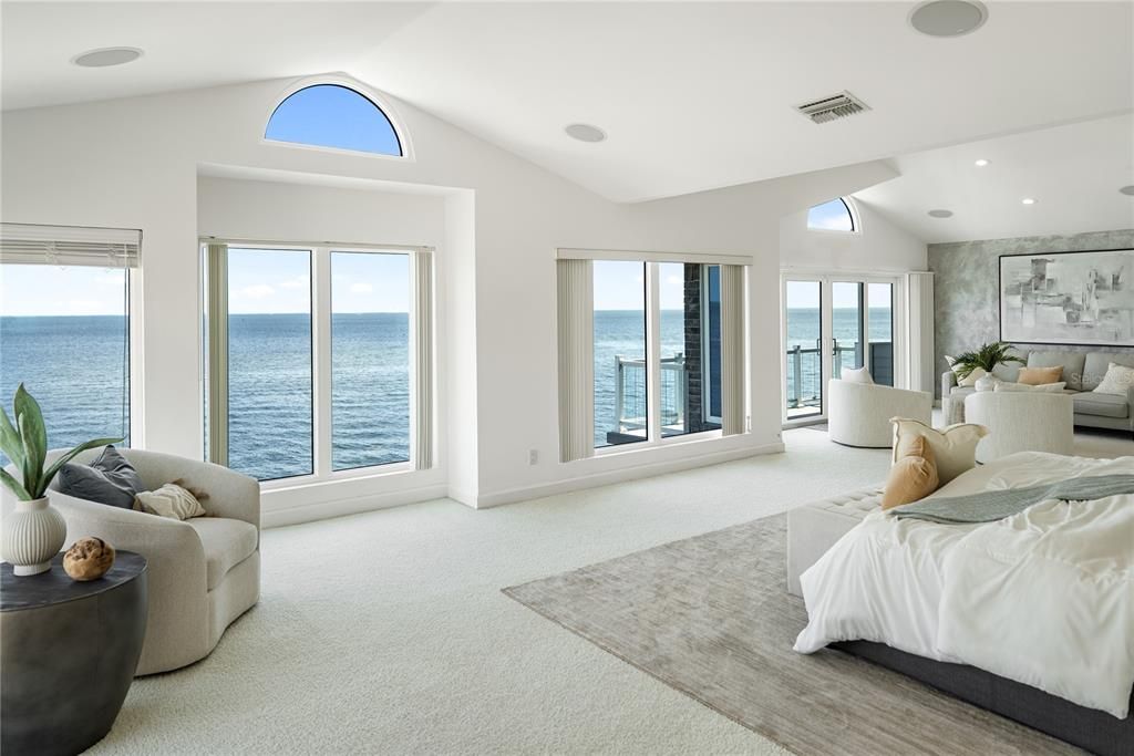 For Sale: $4,495,000 (4 beds, 3 baths, 4576 Square Feet)