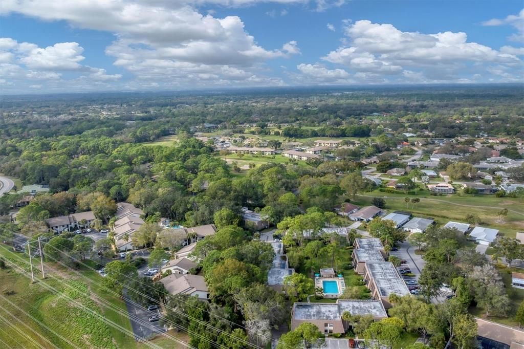 Active With Contract: $1,800 (2 beds, 2 baths, 967 Square Feet)