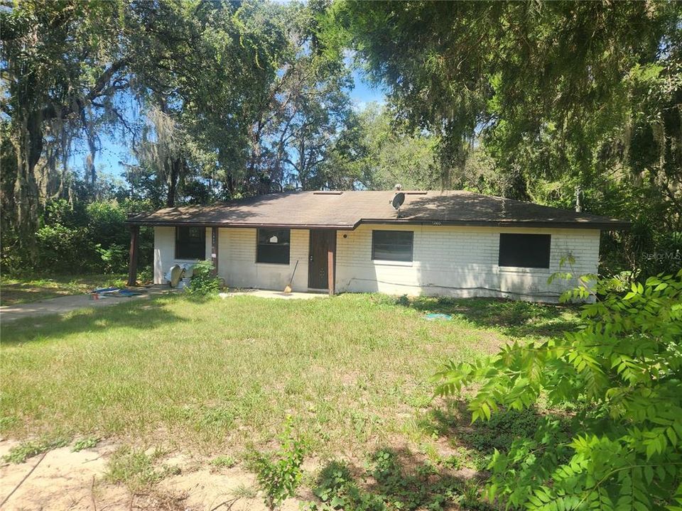 Recently Sold: $105,000 (3 beds, 1 baths, 975 Square Feet)