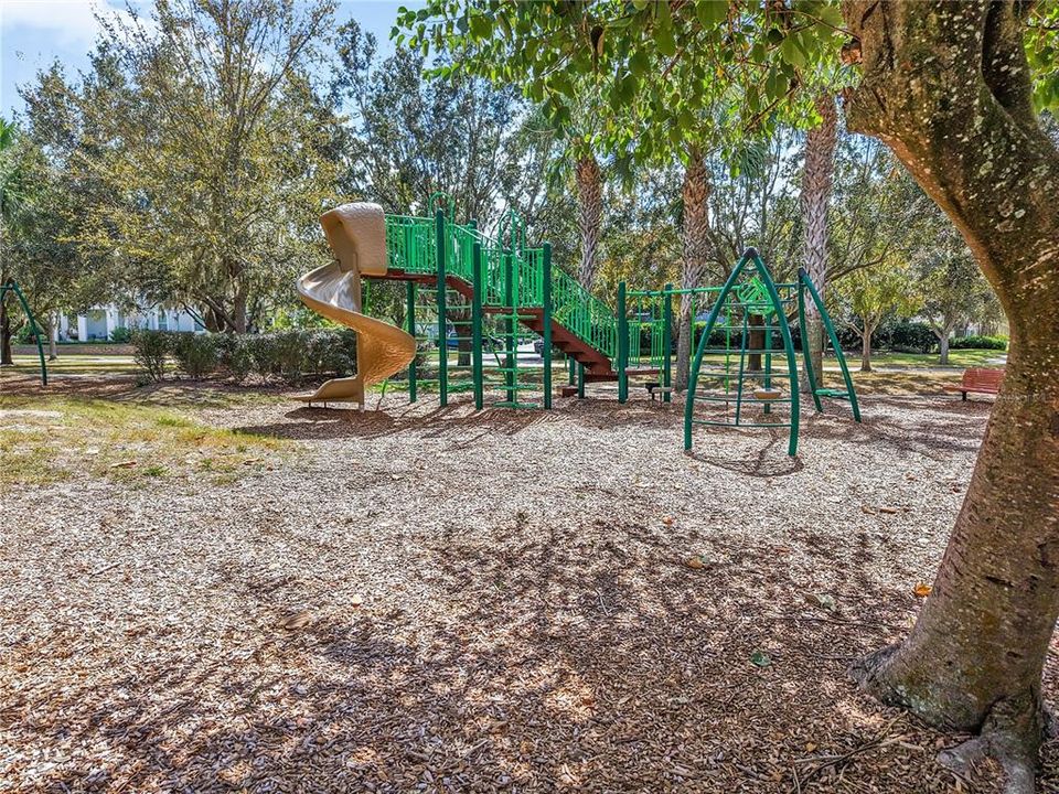 For Rent: $2,995 (4 beds, 3 baths, 2860 Square Feet)