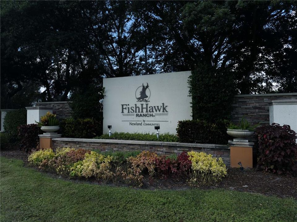 For Rent: $2,995 (4 beds, 3 baths, 2860 Square Feet)