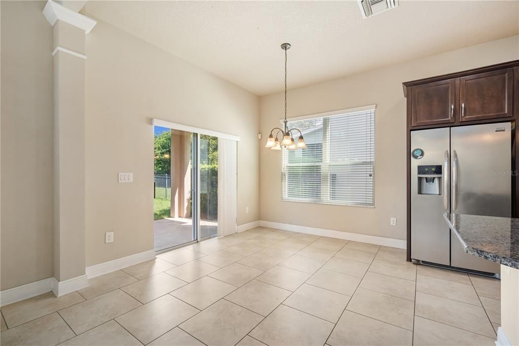 For Rent: $2,995 (4 beds, 3 baths, 2860 Square Feet)