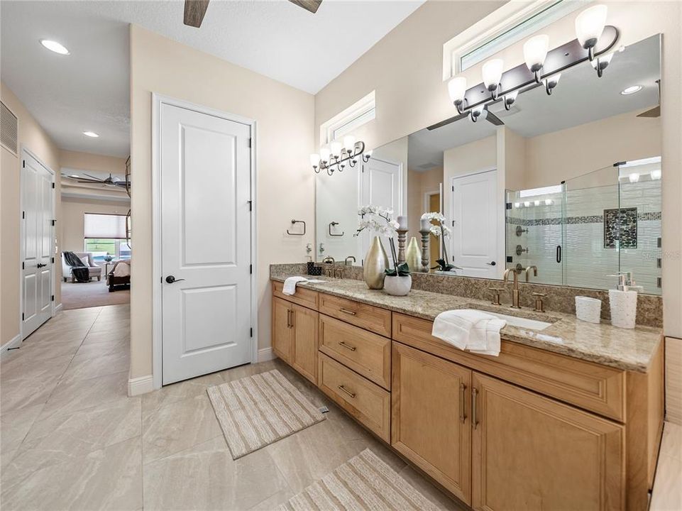 待售: $1,599,000 (4 贝兹, 3 浴室, 3440 平方英尺)