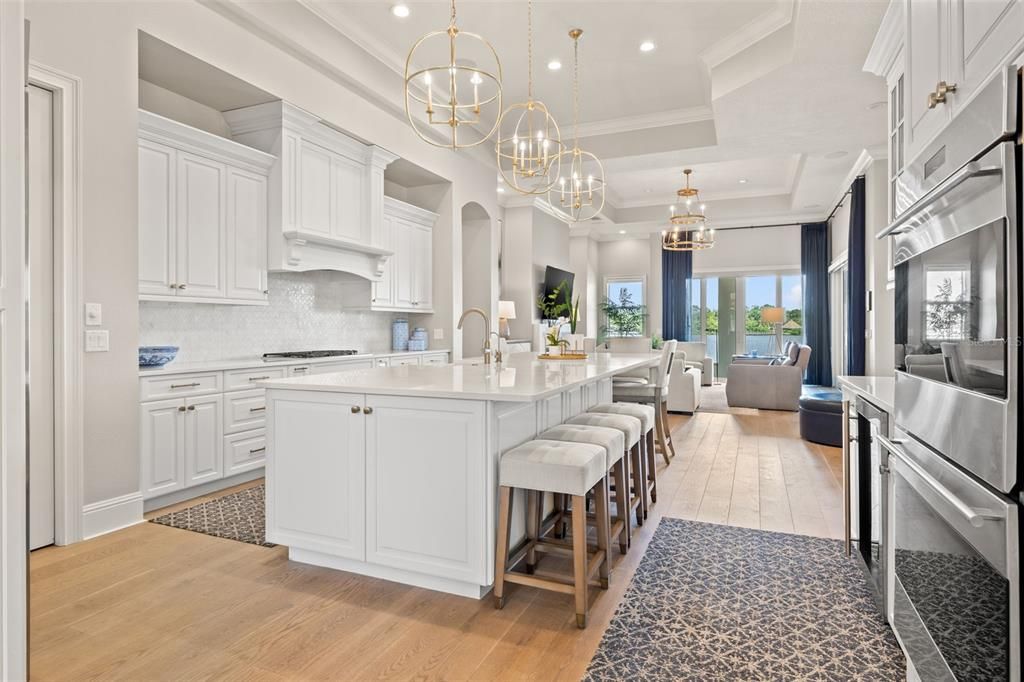 待售: $5,300,000 (5 贝兹, 4 浴室, 4560 平方英尺)