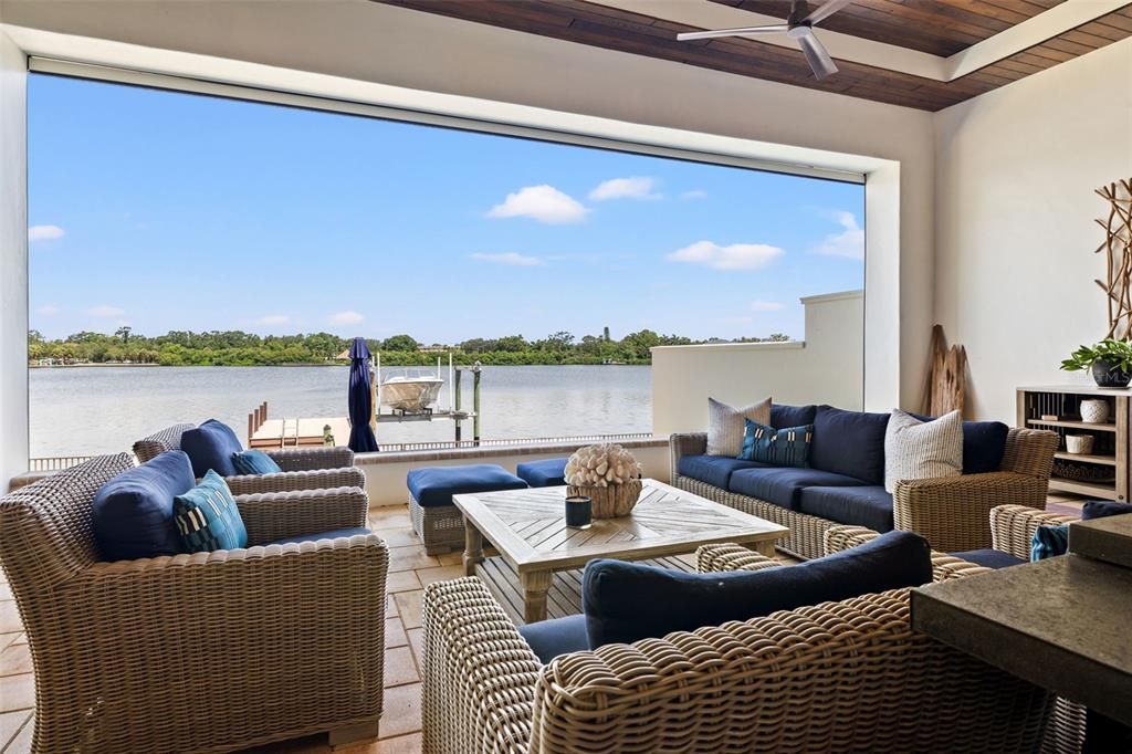 待售: $5,300,000 (5 贝兹, 4 浴室, 4560 平方英尺)